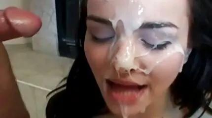 الشرج سكسي عربي ايجات الآسيوي سحبه ديك كبيرة أثناء ممارسة الجنس الجماعي