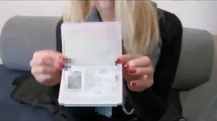 الحمار سکس عربی عراقی الشقراء اللطيف يهز أثناء ممارسة الجنس مع الرجل