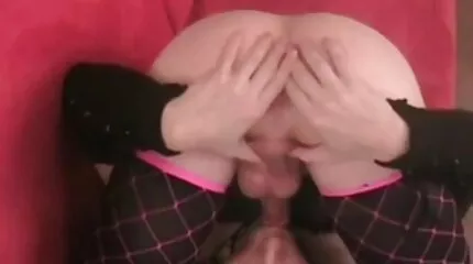 تستخدم سكس عراقيات عربي الفرخ الناضجة والصغيرة دمى من أعضائها للحصول على هزات الجماع.