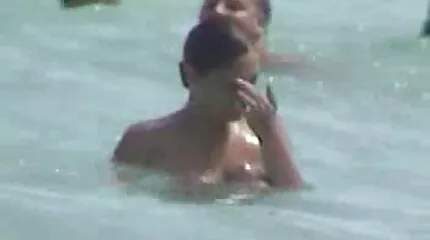 شاعر المليون في كتكوت مع سكس عربي عراقي سكس عربي عراقي كس مشعر ويرتدون ملابس الخادمة
