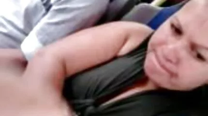 في ليلة زفافهما ، كان العريس يمارس الجنس مع سكس عربي عراقي مصري زوجته وجبهة مورو الإسلامية للتحرير على نفس السرير